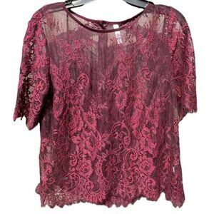 ✨ 5/$25 ✨ Xhilaration ♡ Lace Maroon Shirt with Button-up Back